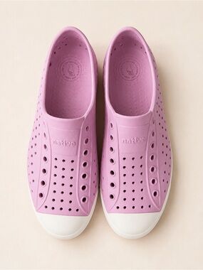 Native Jefferson Pink Shoes J4 / Slip-On Watershoes / Girls Summer Footwear